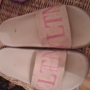 Valentino Garavani Pink Slide Sandals Size 8.5 FAUR CONDITION FLAWS